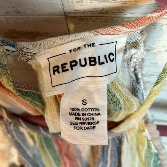 For The Republic Summer Top | SIZE S - Picture 4 of 5